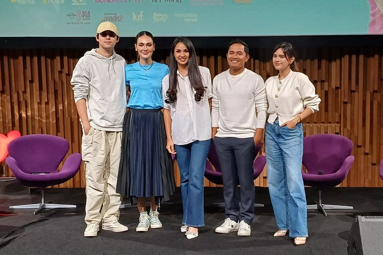 Luna Maya Gelar “Tennis Bareng Luna”, Sebagai Hasil Pendapatan Untuk Bangun Sekolah