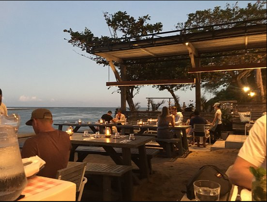 Menikmati Pesona Malam Pantai Sanur di Soul On The Beach